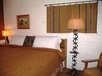 Flying E Guest Ranch Hotel 3*